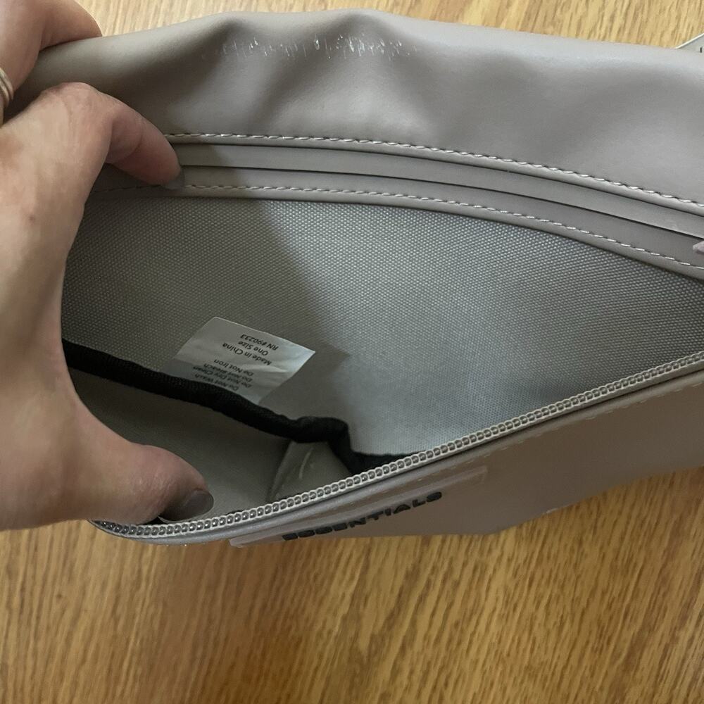 FEAR OF GOD ESSENTIALS taupe sling waterproof waist bag -flawed - Picture 4 of 5